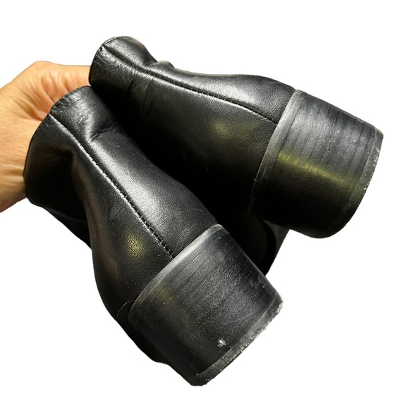 GREY CITY Black Leather Zip Booties YKK Zipper Size 6.5 - Picture 2 of 9